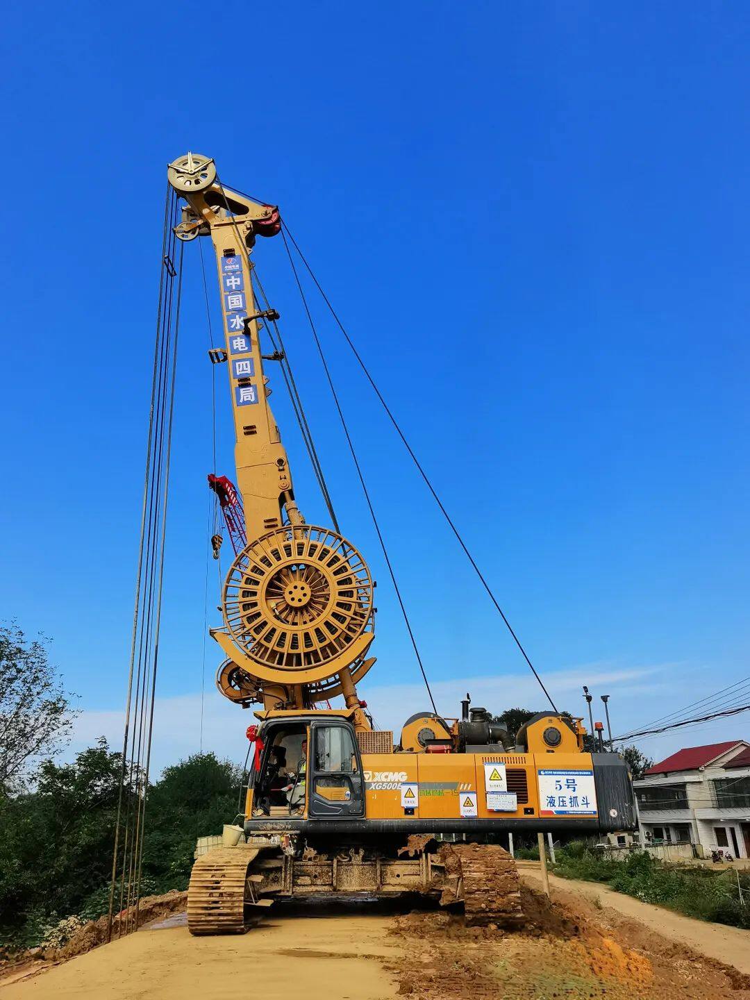 徐工抓斗抢抓水利建设"黄金期"_行业资讯_第一工程机械网